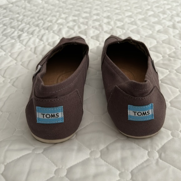 Tom’s Flats - Picture 3 of 4